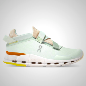 ON Cloudnova Wrap Women's Running Shoes MX-8BIXS